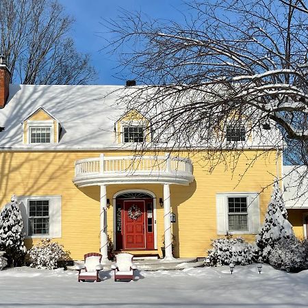 Cowansville Manoir Alegria Bed & Breakfast エクステリア 写真