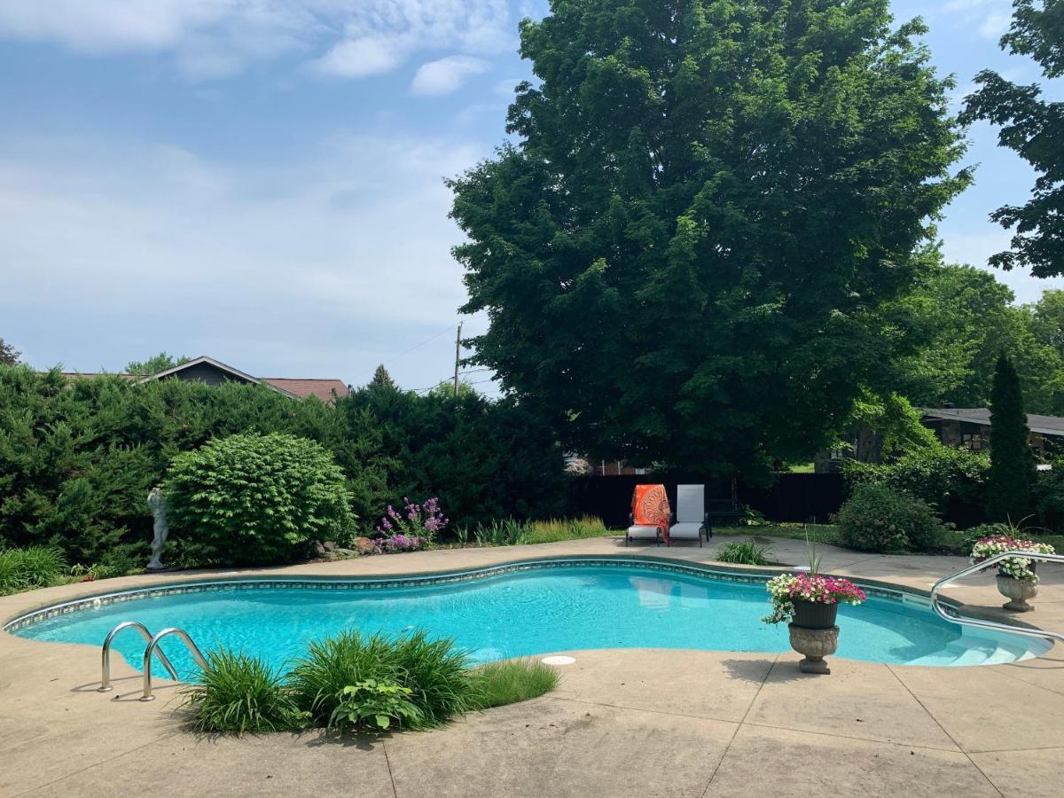 Cowansville Manoir Alegria Bed & Breakfast エクステリア 写真