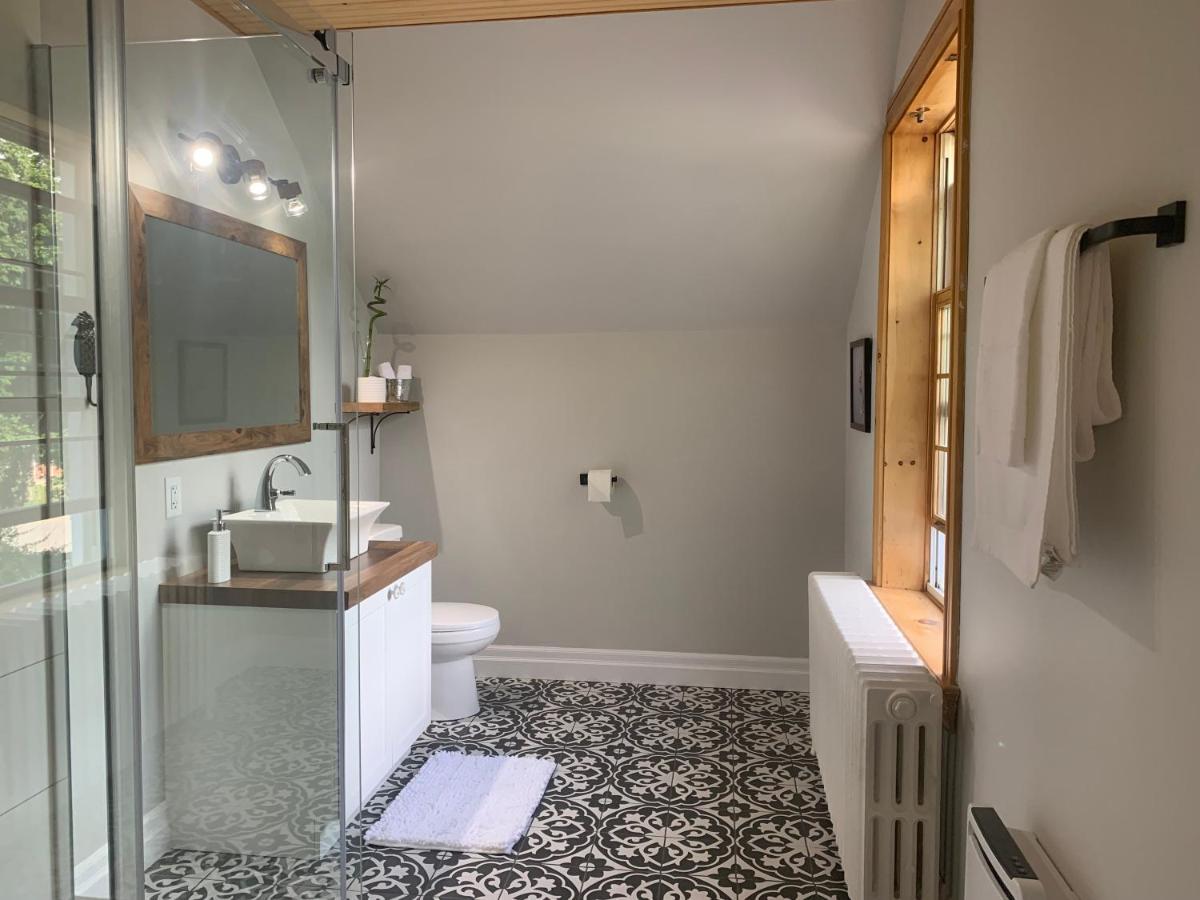 Cowansville Manoir Alegria Bed & Breakfast エクステリア 写真