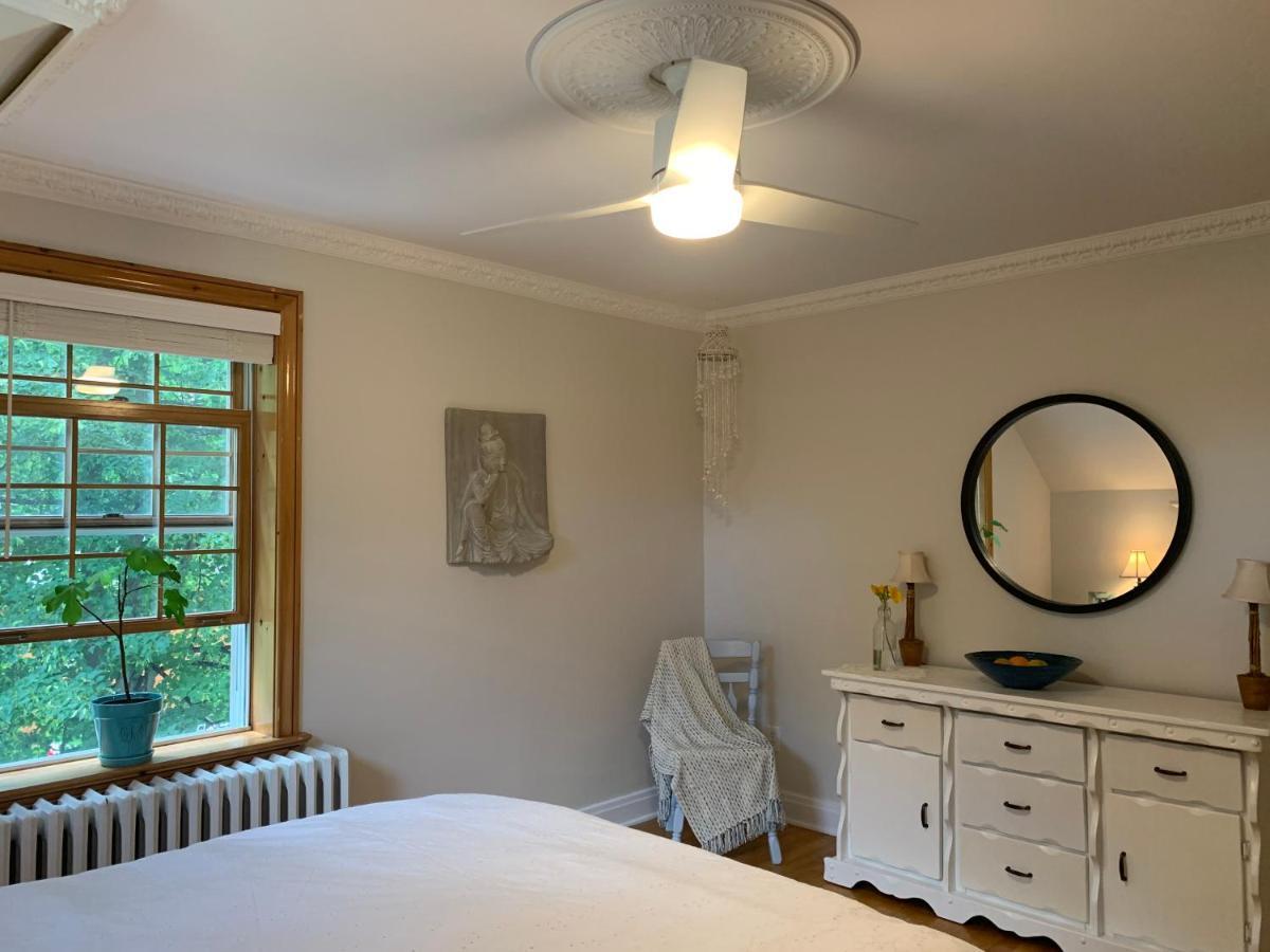 Cowansville Manoir Alegria Bed & Breakfast エクステリア 写真
