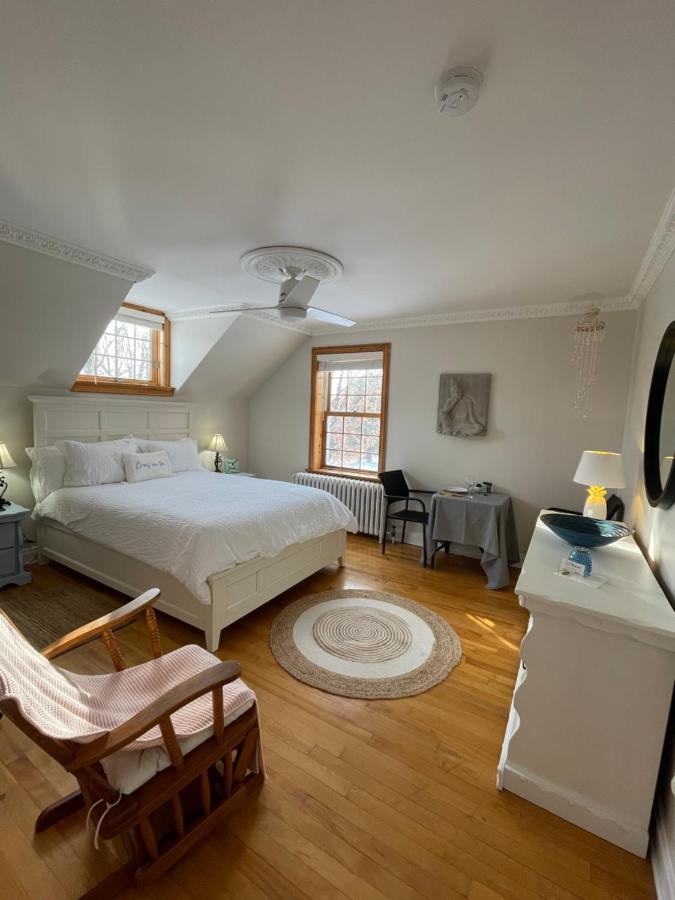 Cowansville Manoir Alegria Bed & Breakfast エクステリア 写真